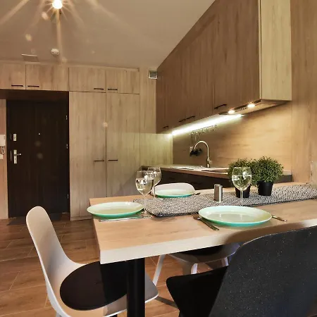 Apartment Vacationclub - Karkonoska 13 61 *