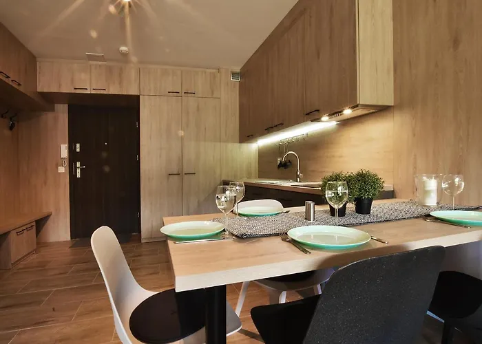 Apartament Vacationclub - Karkonoska 13 61 *